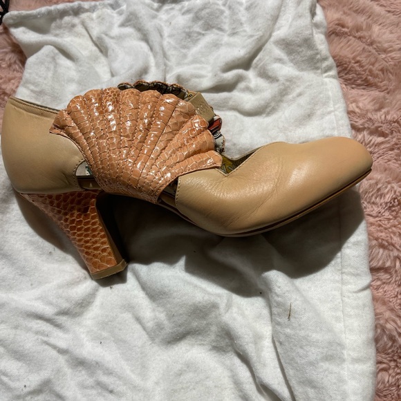 Miss L Fire Heels - Picture 5 of 13